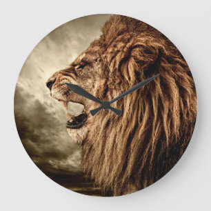 Roaring Lion: Majestic Vintag Art. Große Wanduhr