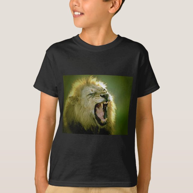 Roaring Lion T-Shirt (Vorderseite)