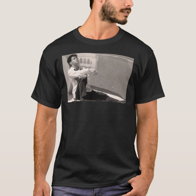 Robert Downey Jr.   Less Than Zero Essential T-Shi T-Shirt (Vorderseite)