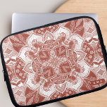 Robins Mandala Boho Birds Laptopschutzhülle<br><div class="desc">Suchen Sie ein stilvolles und personalisiertes Notebook, das Ihr Gerät schützt und gleichzeitig Ihren einzigartigen Stil zeigt? Schauen Sie sich nur unsere handgezeichnet Robins Mandala Laptop Gehäuse! Mit einem schönen und aufwändigen Design von Boho-Vögeln und Blume gemustert in einem Mandala hat dieses schöne Tech-Accessoire auch Raum, um die Ecke mit...</div>