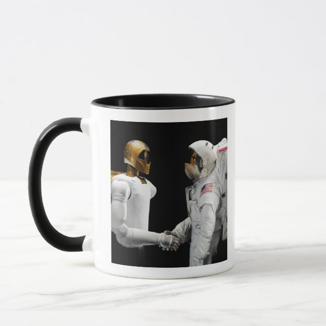 Robonaut 2, ein geschickter humanoider Astronauten Tasse (Links)