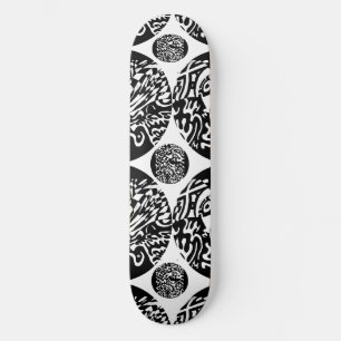 "Robot Dreams" Abstrakte Kunst im B&W Skateboard