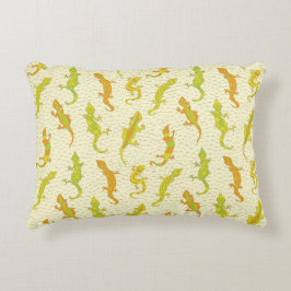 Rock Climbing Geckos auf gelb - nahtlos Muster. Dekokissen