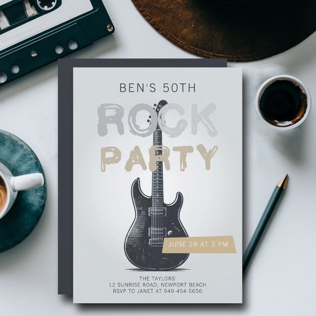 Rock Party Electric Gitarre Erwachsene Black Birth Einladung (music fest rock adult birthday party invitation men modern fun black white gold guitar)
