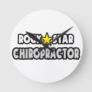 Rock Star Chiropraktiker Runde Wanduhr