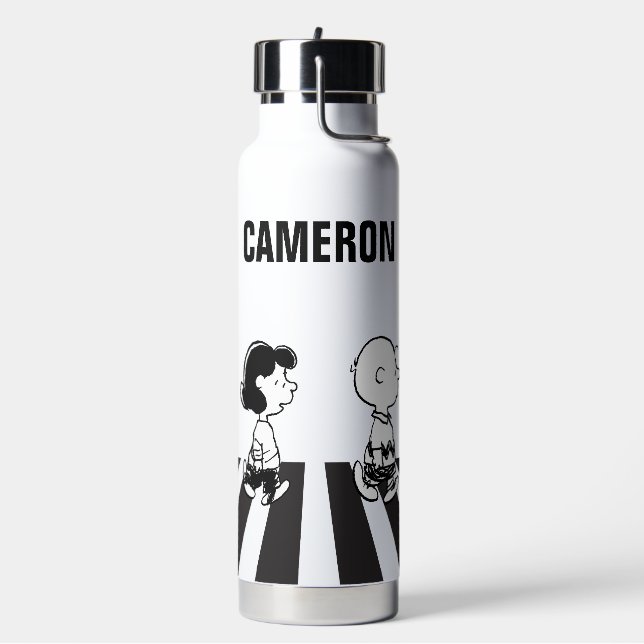 Rock-T-Shirts | Group Walk | Name hinzufügen Trinkflasche (Links)