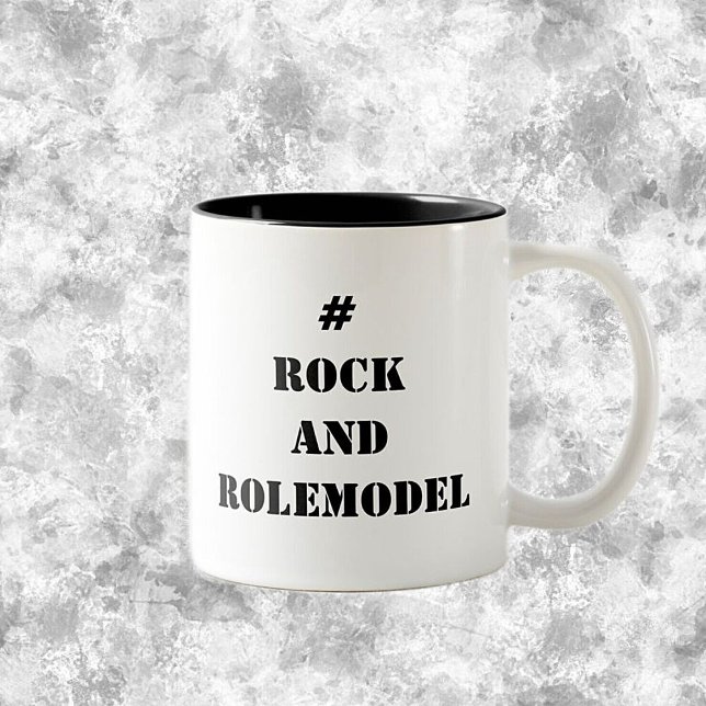 #RockandRolemodel - Schwarz editierbar. Zweifarbige Tasse (Von Creator hochgeladen)