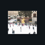 Rockefeller Center Ice Skaten Rink Christmas NYC Leinwanddruck<br><div class="desc">Hier finden Sie ein Originalfoto von New York City zur Weihnachtszeit. Ideal für alle,  die in oder Lieben NYC lebt!</div>