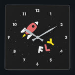 Rocket - Abstrakter Pop Rot & Gelb Art. FLY! Quadratische Wanduhr<br><div class="desc">Retro,  Pop,  bunte Kreation einer Rakete,  Square Clock. Das besondere Thema Rot,  Gelb und Weiß,  mit schlichter,  aber eleganter Ikone-Stilkunst,  Original digitale Kunst von Raphael Studio - 'Rocket'. Retro Pop Stil,  einzigartiges Design.</div>