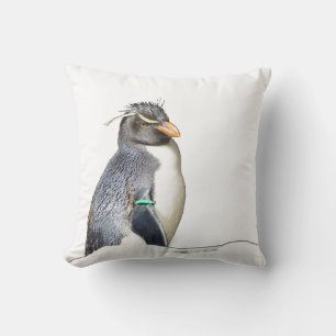 Rockhopper Penguin Throw Kissen