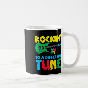 Rockin to Different Tune Guitar Autismus Bewusstse Kaffeetasse