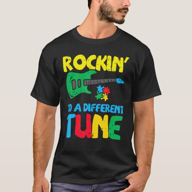 Rockin to Different Tune Guitar Autismus Bewusstse T-Shirt (Vorderseite)