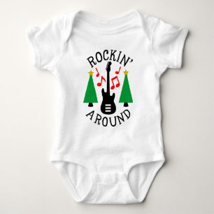 Rockin' Um den Weihnachtsbaum Baby Strampler