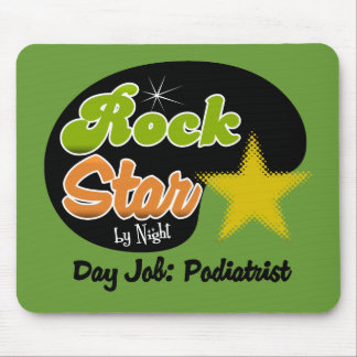 Rockstar bis zum Nacht - Tagesjob-Fußarzt Mousepad