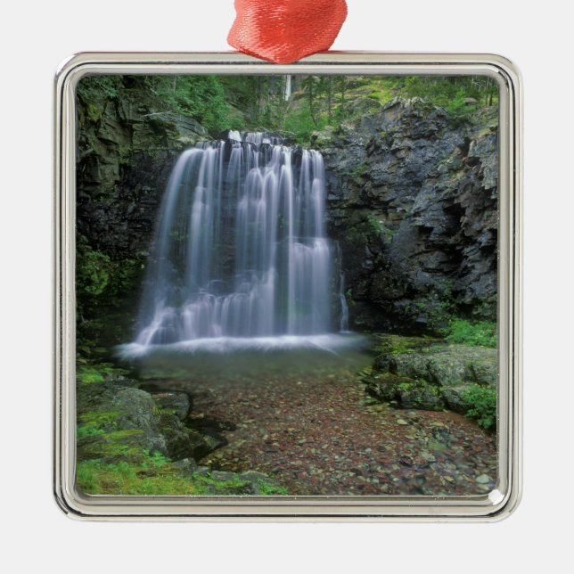 Rockwell Falls im Zwei-Medizin-Tal Ornament Aus Metall (Vorne)