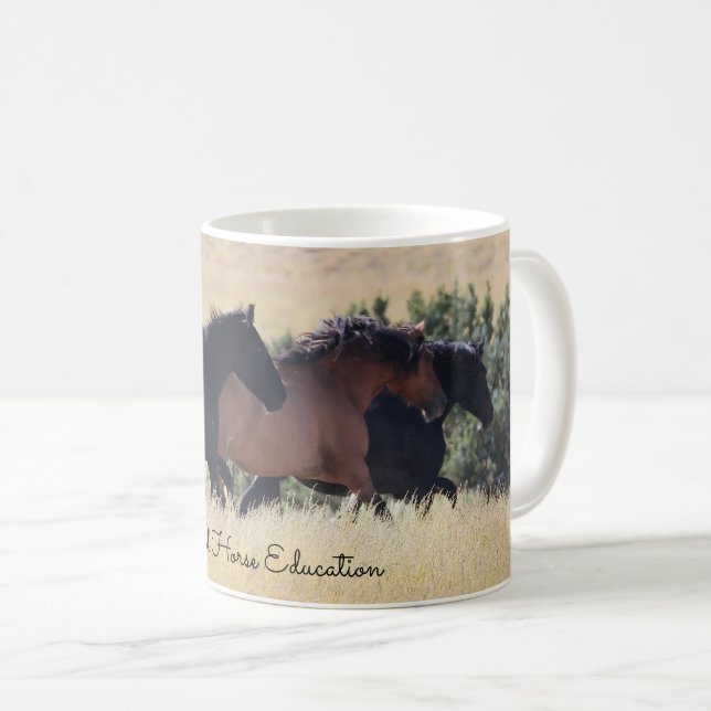 Rocky Hills Mustang Tasse (VorderseiteRechts)