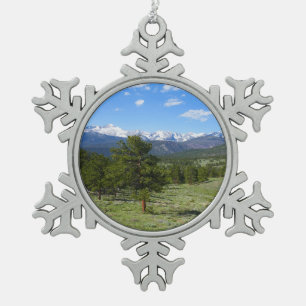 Rocky Mountain View Landschaft Schneeflocken Zinn-Ornament
