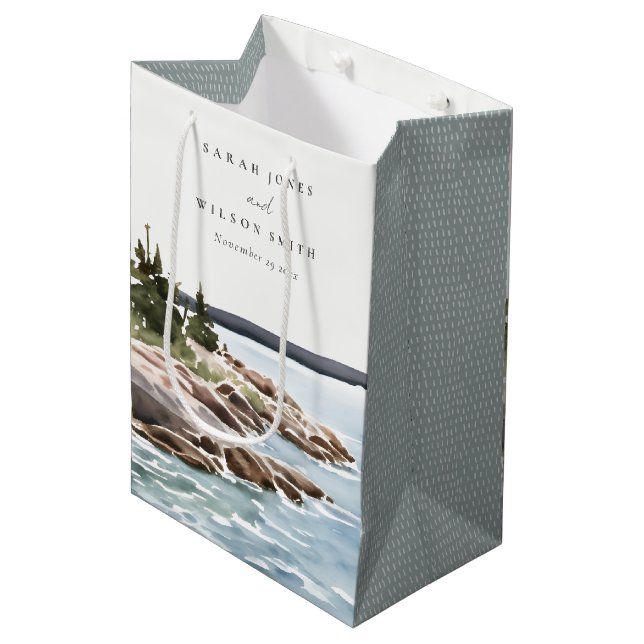 Rocky Pine Mountain Wasserfarbe Seascape Hochzeit Mittlere Geschenktüte (Vorderseite Schrägansicht)