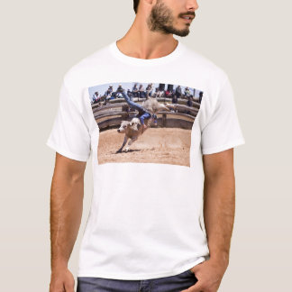 Rodeo, das Stier sich sträubt T-Shirt