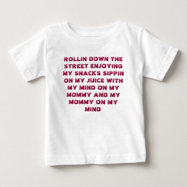 Roll den Strampler runter. Baby-Bodysuit (Vorderseite)