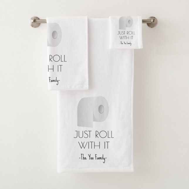 "Roll with it" Sarcastic Toilettenpapier Design Badhandtuch Set (Insitu)