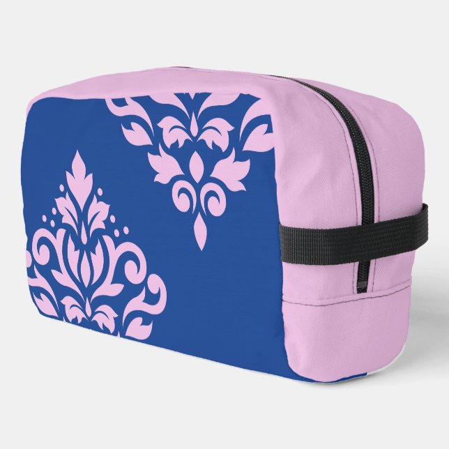 Rollen Damask Art I Pink on Blue Waschbeutel (Linke Seite)