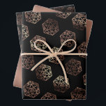 Rollenmuster | Red PNP Tabletop Role Player Diät Geschenkpapier Set<br><div class="desc">GEEK CHIC GAMER! Novelty RPG wrapping papers are also ideal for ephemera diy furniture decoupage, or home decor do-it-yourself projects. It's GAME ON! so choose your weapon and roll initiative! Perfect for any old school tabletop pen/pencil and paper (PnP) fantasy role player, the design features a seamless pattern of 20-sided...</div>