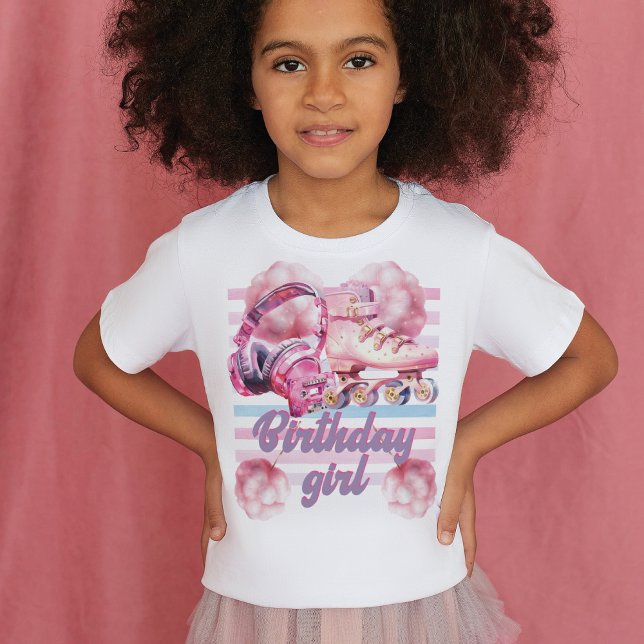 Roller Blade Birthday Girl T-Shirt (Von Creator hochgeladen)