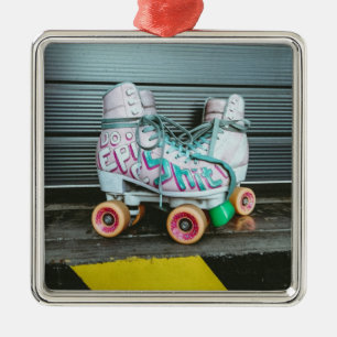 Roller-Skate Epic Ornament Aus Metall