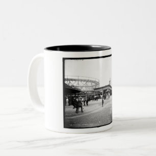 Roller Untersetzer, Euclid Beach, Cleveland, Ohio Zweifarbige Tasse