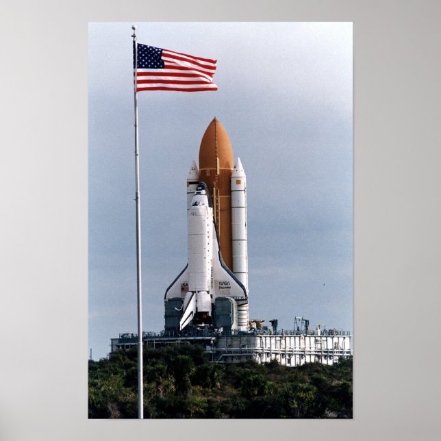 Rollout of Space Shuttle Discovery (STS-82) Poster (Vorne)