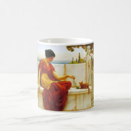 Roman Frau spielt mit ihrer Lieblingskatze Kaffeetasse