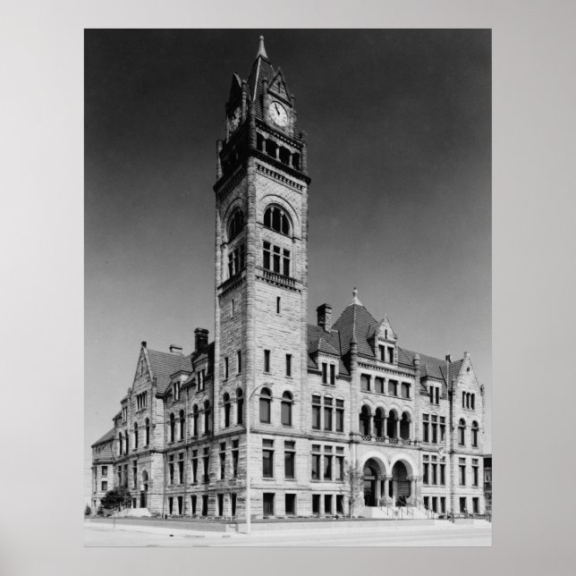 Romanesque City Hall Gebäude Poster (Vorne)