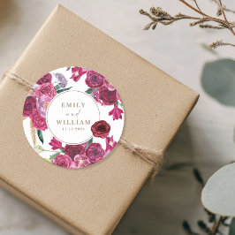 Romantic Burgundy  Floral Wedding couple names Runder Aufkleber