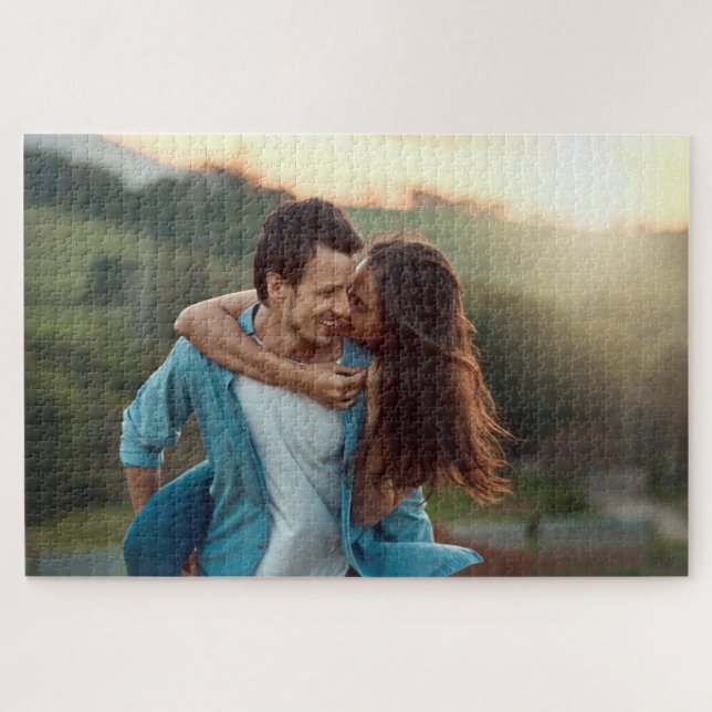 Romantic Couple's 20" x 30" Puzzle (Horizontal)