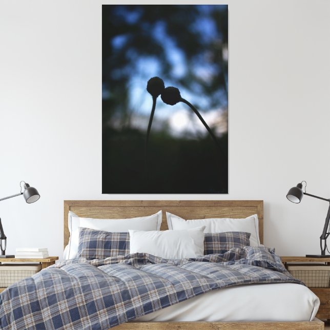 Romantic Flowers – Botanical Fantasy Boho Leinwanddruck (Insitu (Schlafzimmer))