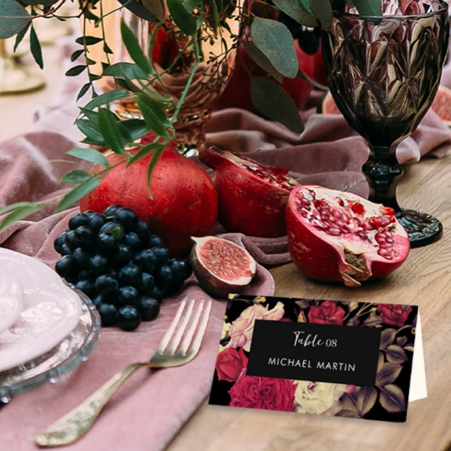 Romantic Moody Floral Wedding Table Platzkarte (Beautiful floral table card adds romance to an lush setting.)