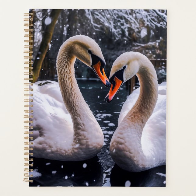 Romantic Swans in a Winter Wonderland Planer (Vorderseite)