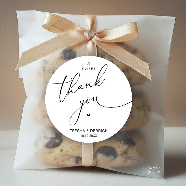 Romantic Wedding A Sweet Thank You Cookies Runder Aufkleber (Romantic Wedding A Sweet Thank You Cookies Classic Round Sticker in black and white)