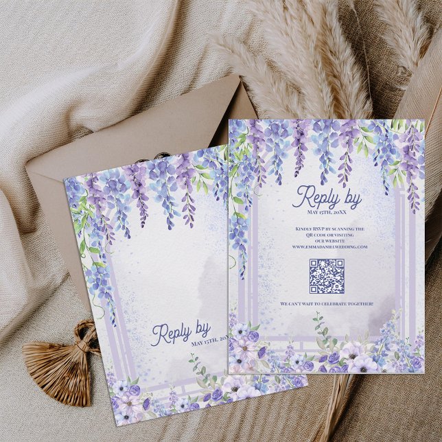 Romantic Wisteria Floral Arch QR Code Wedding RSVP Karte (Lavender Wisteria Floral Arch QR Code Wedding RSVP Card | Purple Garden Wedding Response Card)