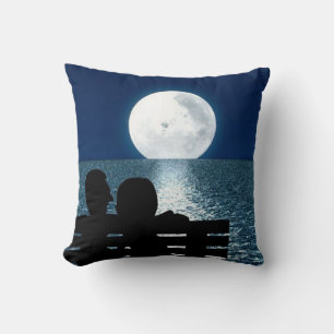 Romantische 2-seitige Kissen