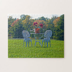 Romantische Blumenwiese des Liebesgartentisches Puzzle