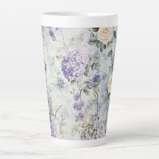 Romantische creme-violette Blumen Milchtasse (Vorderseite)