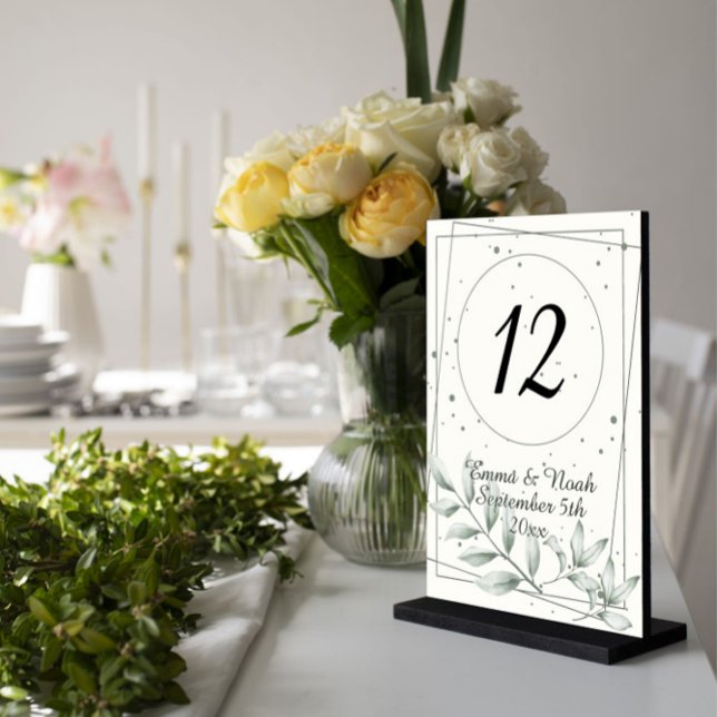 Romantische elegante grüne Dusty-Blätter Tischnummer (Von Creator hochgeladen)