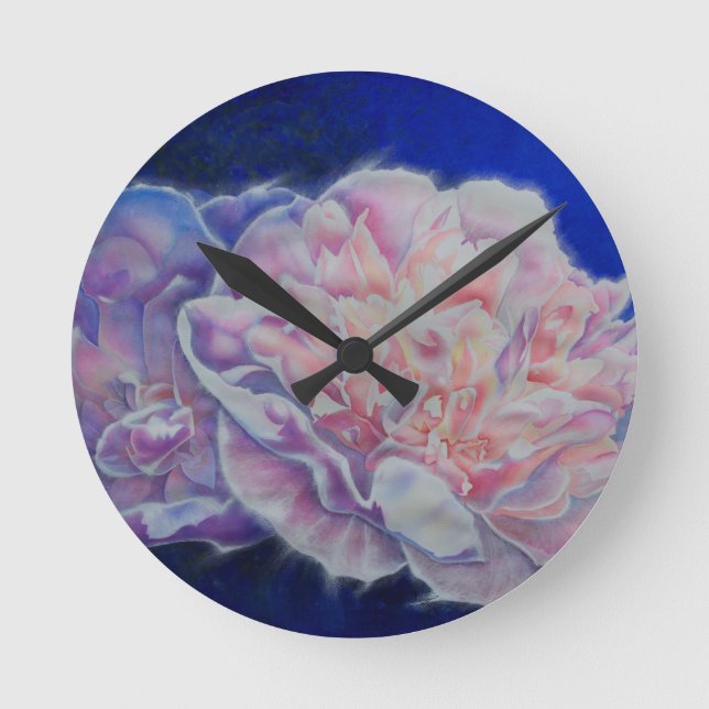 Romantische elegante rosa blaue Pastellfarben Runde Wanduhr (Vorderseite)
