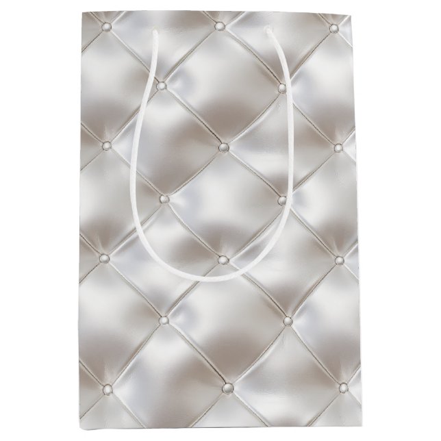 Romantische Glam White Imitats Leather Wedding Mittlere Geschenktüte (Vorderseite)