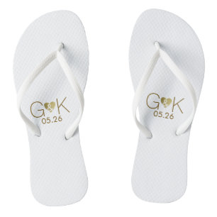 Romantische goldene Liebe mit Initialen Hochzeit Flip Flops