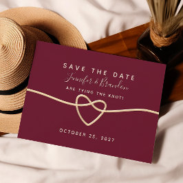 Romantische Hochzeit mit Gold und Burgund Save The Date
