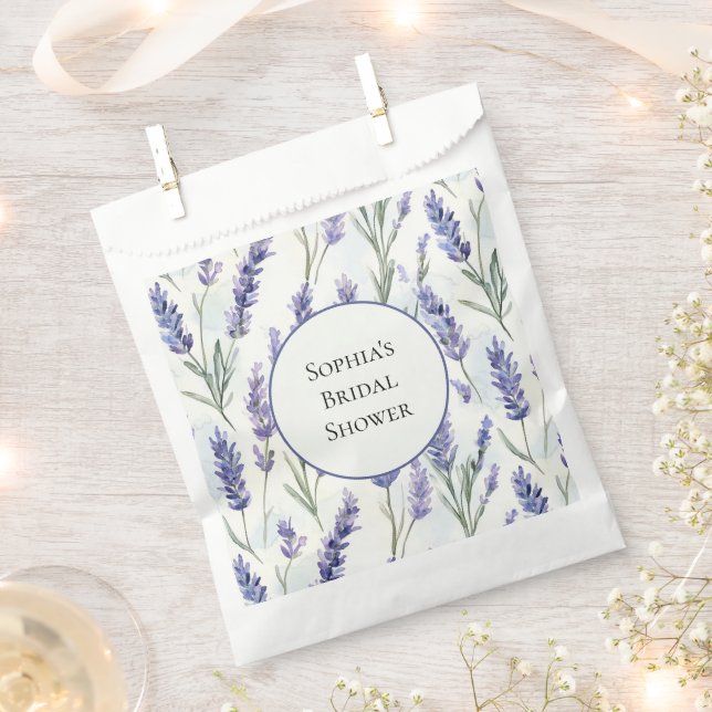 Romantische hübsche Lavendel-Lila-Blumen Geschenktütchen (Ausgeschnitten)