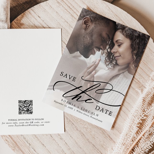 Romantische Kalligrafie QR Code Foto Overlay Rette Save The Date (Von Creator hochgeladen)